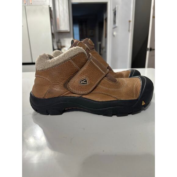 KEEN size 5Y Kootenay waterproof winter boots tan leather gorpcore outdoors - Picture 2 of 9